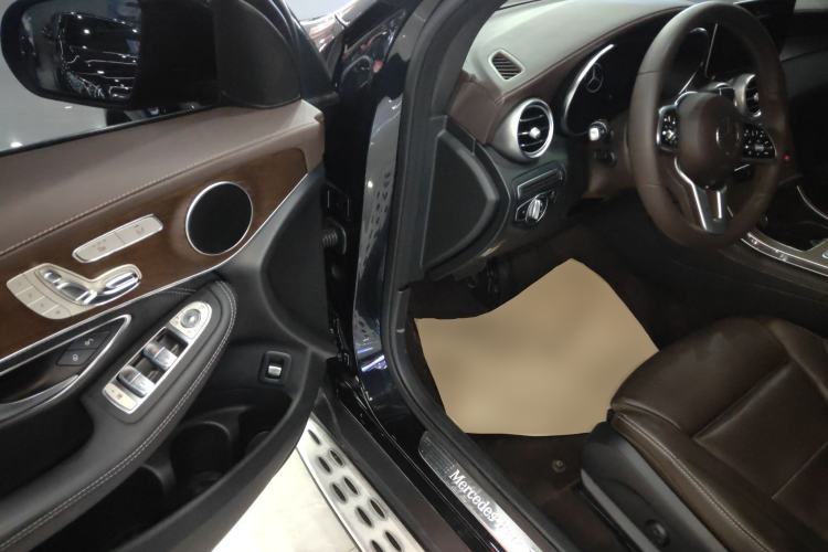 Used Mercedes-Benz GLC 2020 GLC 300 L 4MATIC Dynamic Edition