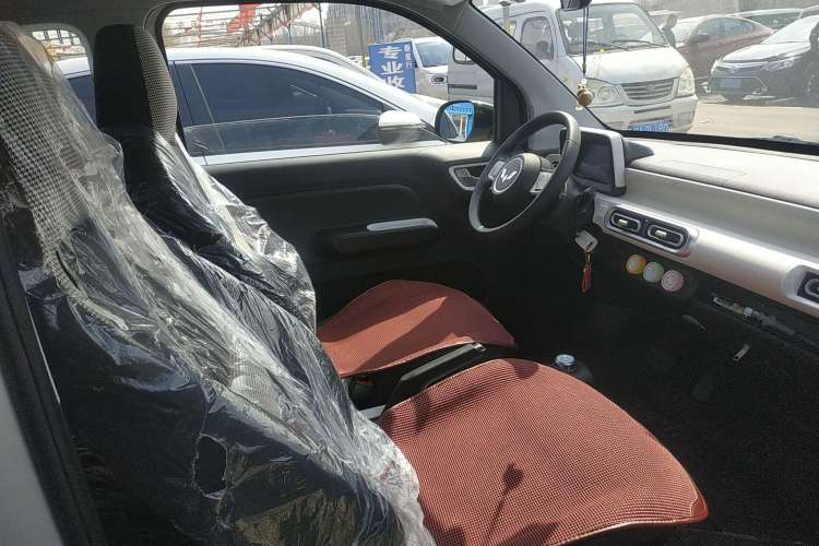 Used Wuling Hongguang MINIEV 2024 3rd Generation 215km Youth Edition
