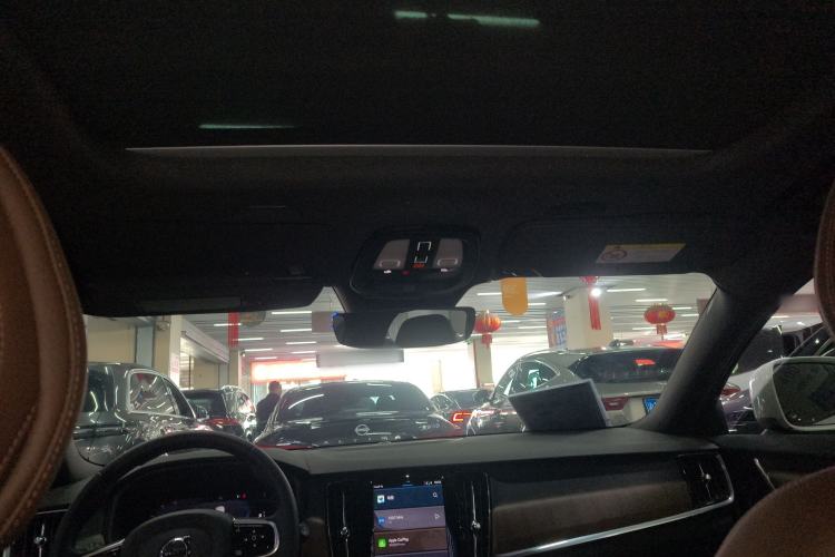 Used Volvo V90 2023 Cross Country B5 AWD Smart Range Edition