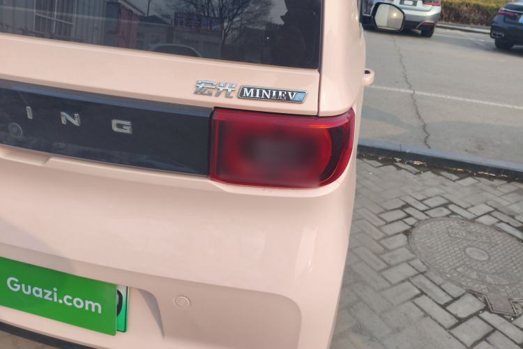 Used Wuling Hongguang MINIEV 2022 Macaron Premium Model – Lithium Iron Phosphate