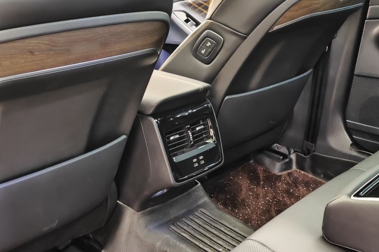 Used Toyota Avalon 2024 2.0L Premium Edition