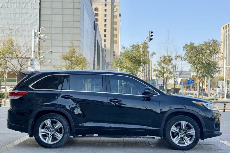 Used Toyota Highlander 2018 2.0T Four-Wheel Drive Supreme Edition 7-Seater China VI
