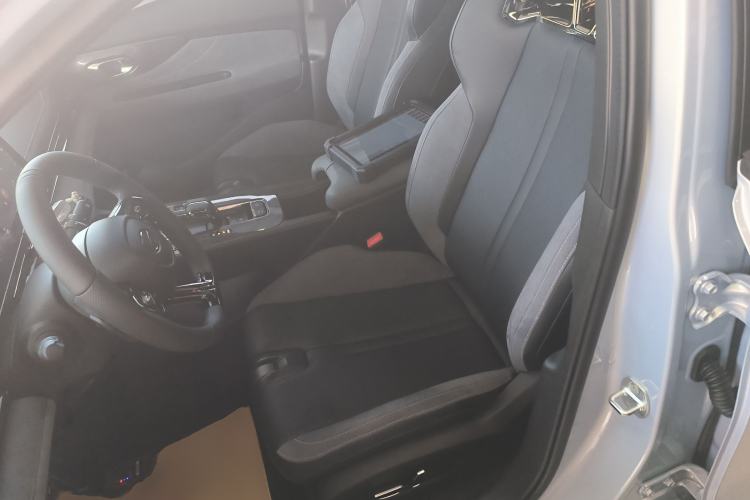 Used GAC Trumpchi EMPOW 2024 400T Automatic Yingbao R PRO Edition
