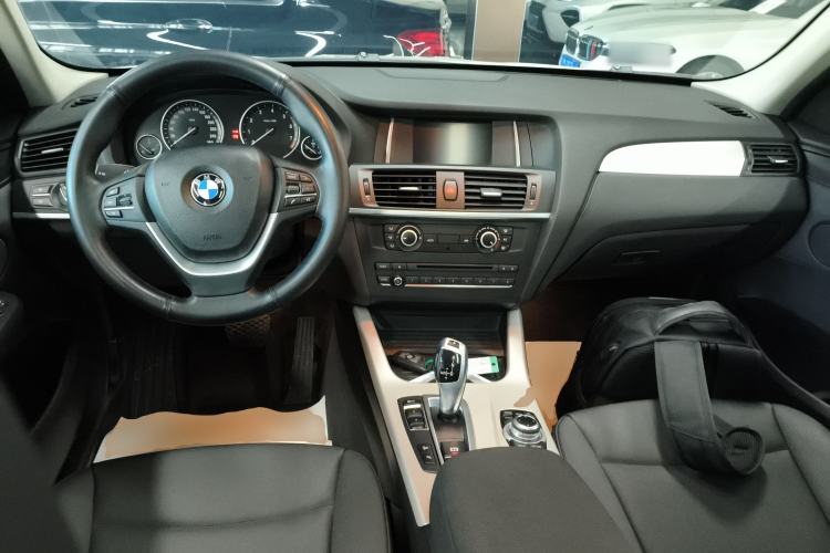 Used BMW X3 2014 xDrive20i Leading Model