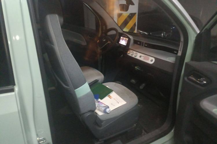 Used Wuling Hongguang MINIEV 2021 Macaron Fashion Model Lithium Iron Phosphate
