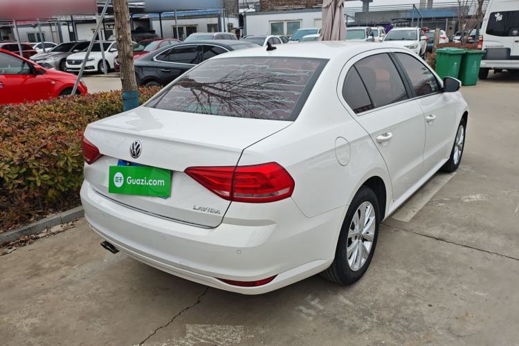 Used Volkswagen Lavida 2017 1.6L Automatic Comfort Edition
