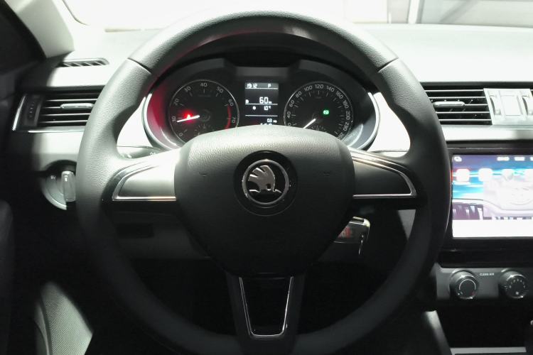 Used Skoda Octavia 2018 TSI230 DSG Comfort Edition
