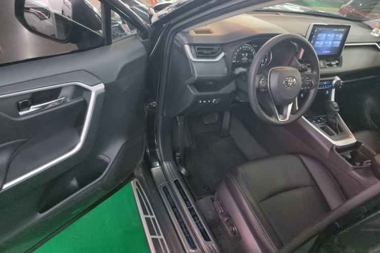 Used Toyota RAV4 2022 2.0L CVT Two-Wheel Drive Fashion Edition
