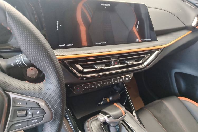 Used Oshan X5 2022 Sport Edition 1.5T DCT Cyclone Assault
