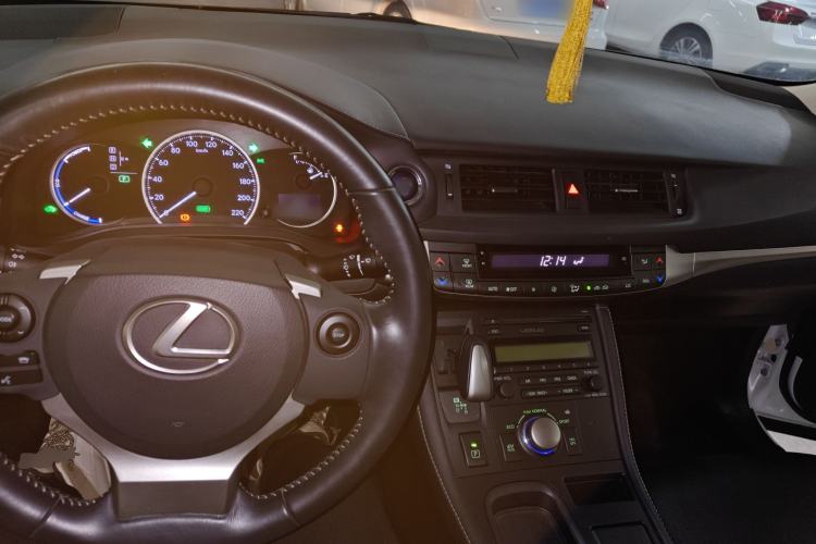 Used Lexus CT 2017 CT200h Elite Edition Solid Color China V Standard
