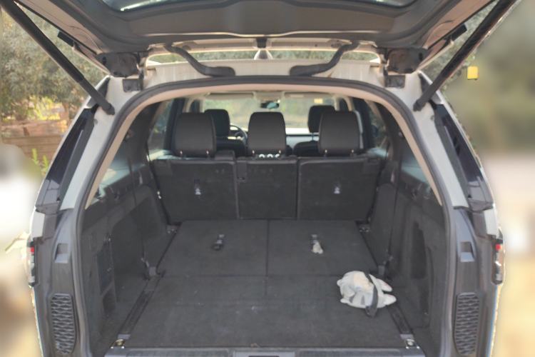 Used Land Rover Discovery 2017 3.0 SC V6 SE