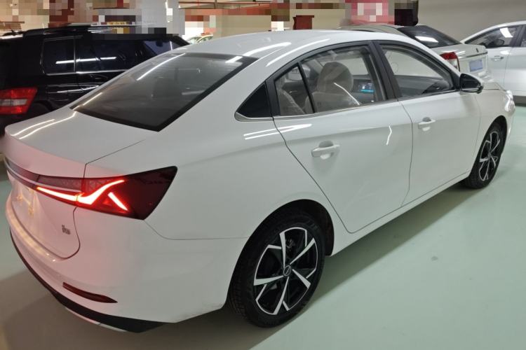 Used Roewe i5 2023 1.5L CVT Luxury Edition