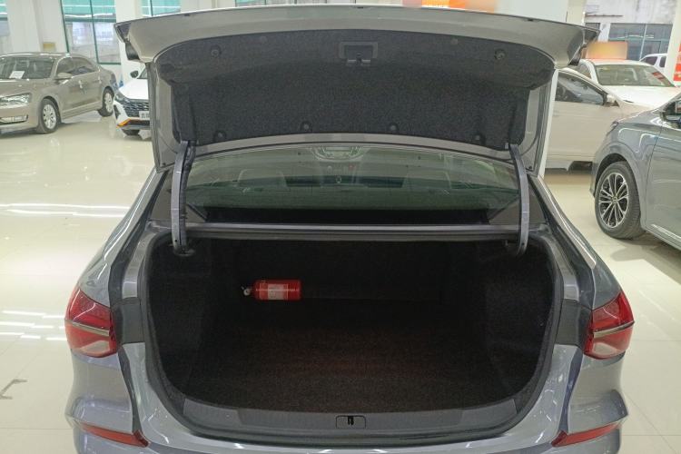 Used Chevrolet Monza 2019 RS 330T Automatic Comfort Edition China VI Standard
