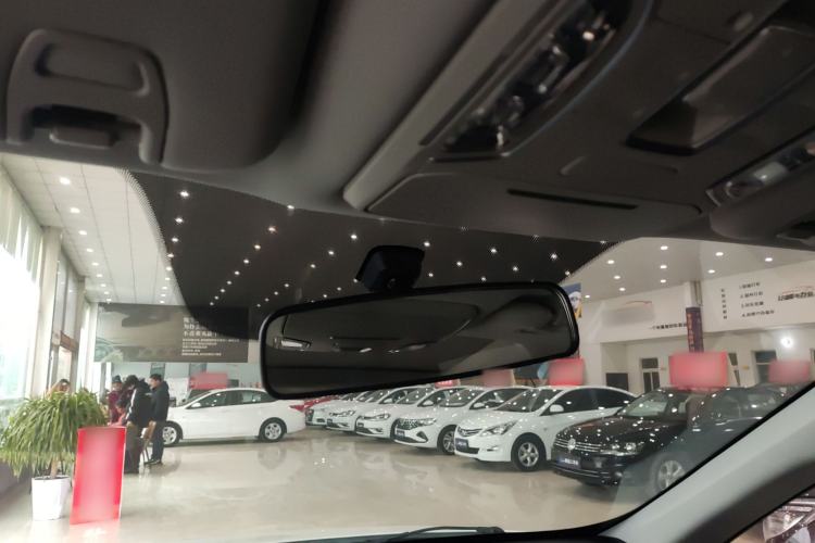 Used GAC Trumpchi M6 2021 270T DCT Luxury Edition (7 Seats)
