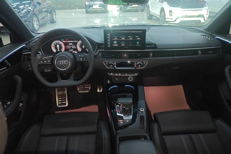 Used Audi A4L 2024 40 TFSI Luxury Dynamic Edition
