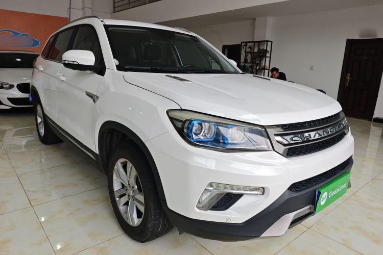 Used Changan CS75 2017 Shangkui Edition 1.5T Manual Fengxiang Model
