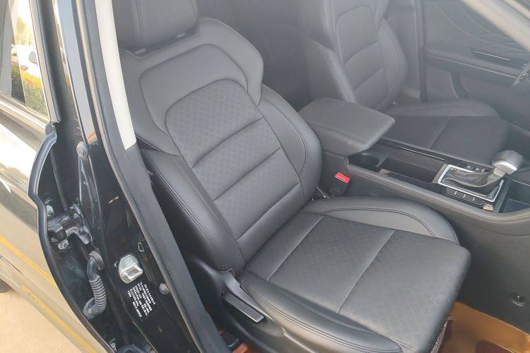 Used Sinotruk VGV U70 2020 1.5T Automatic Smart Enjoyment Elite Navigation Version – 6 Seats
