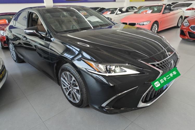 Used Lexus ES 2023 200 Excellence Edition