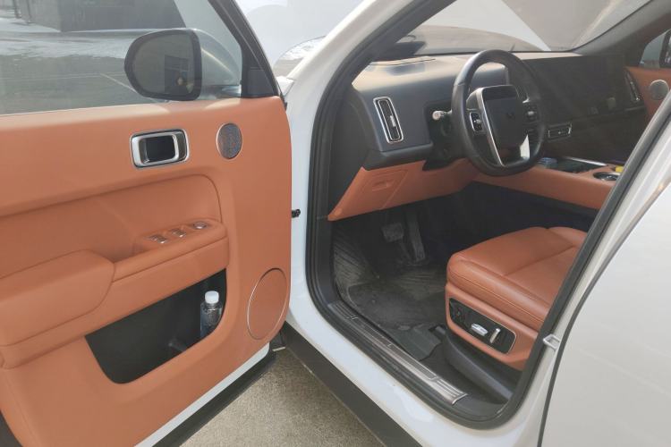 Used Li Auto L7 2023 Pro Model
