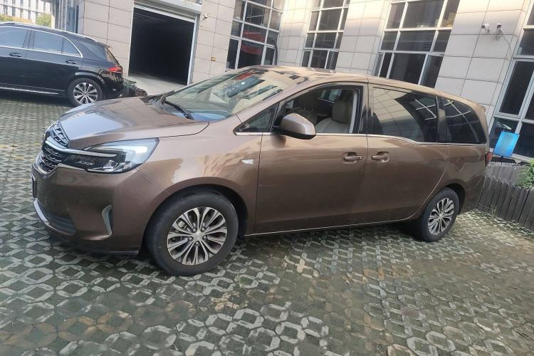 Used Buick GL8 2020 Land Cruiser Executive Class 652T Comfort Model
