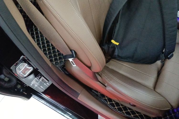 Used Mercedes-Benz E-Class 2023 E 260 L
