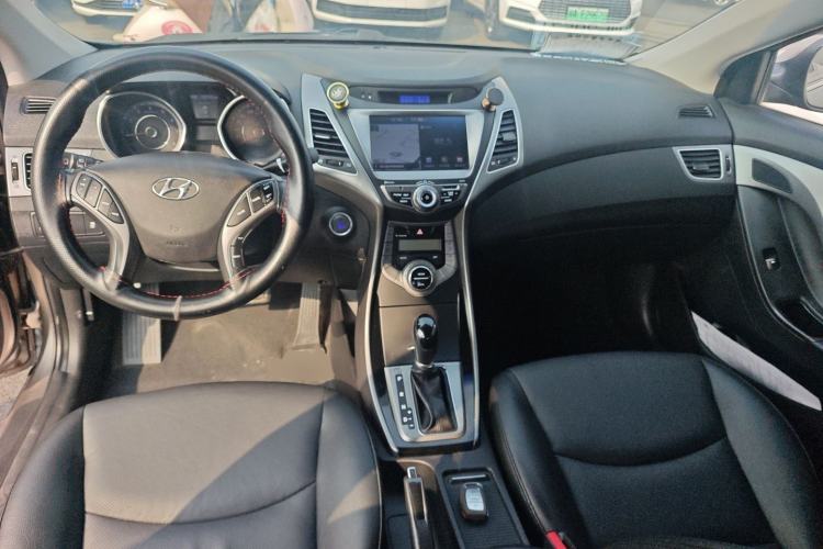 Used Hyundai Elantra 2015 1.6L Automatic Luxury Model