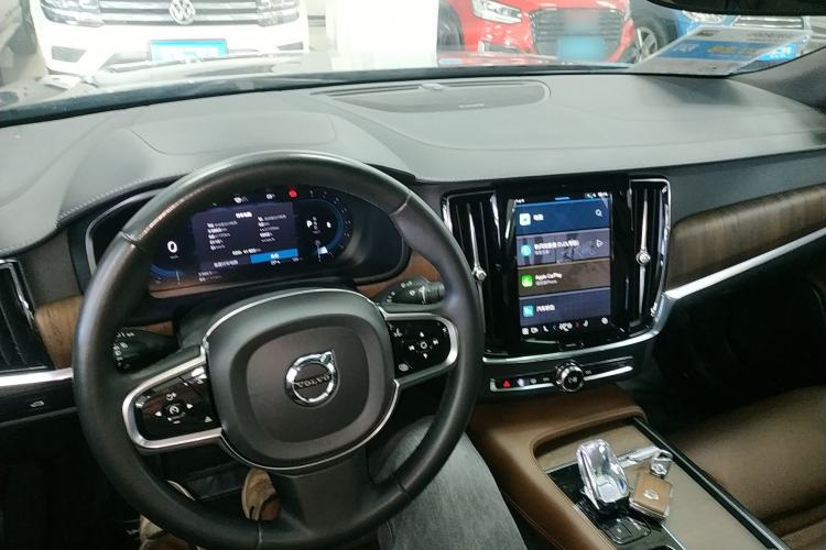 Used Volvo S90 2024 B5 Zhiyuan Luxury Edition
