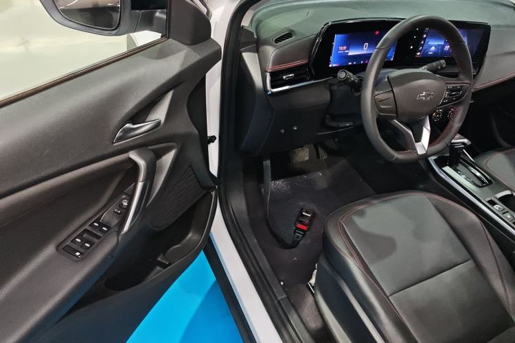 Used Chevrolet Trax 2022 Encore RS 1.5T CVT Cool
