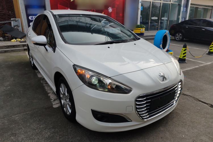 Used Peugeot 308 2014 Enjoy Edition Classic 1.6L Manual YouShang Model
