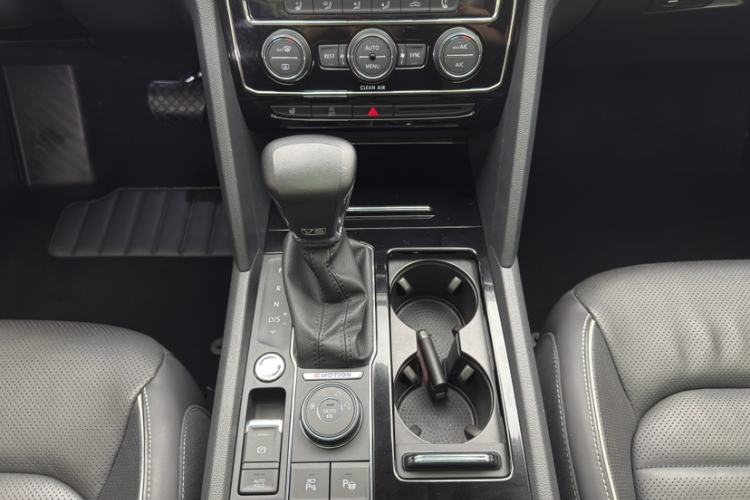 Used Volkswagen Teramont 2017 530 V6 Four-Wheel Drive Supreme Flagship Edition
