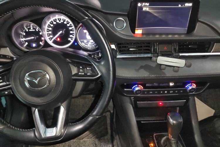 Used Mazda Atenza 2020 2.0L Blue Sky Luxury Edition
