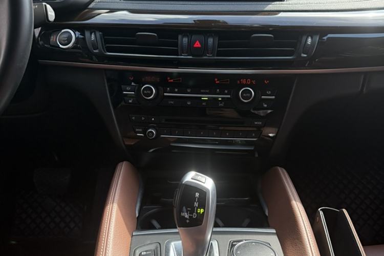 Used BMW X6 2017 xDrive28i
