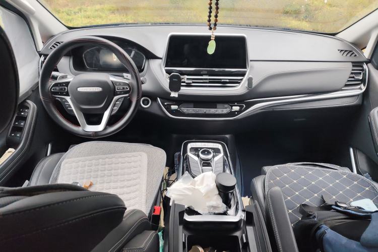 Used SAIC MAXUS G20 2023 Facelifted PLUS 2.0T Gasoline Automatic Luxury Edition
