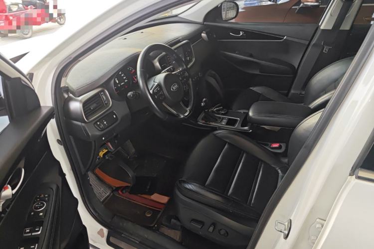 Used Kia Sorento 2015 Sorento L 2.4L Gasoline 4WD Elite Edition 7 Seats China IV Standard
