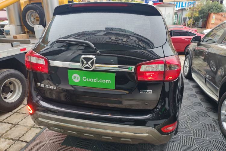 Used JMC Yusheng S350 2016 2.0T Automatic 4x4 Gasoline Luxury Version with Sunroof 7 Seats
