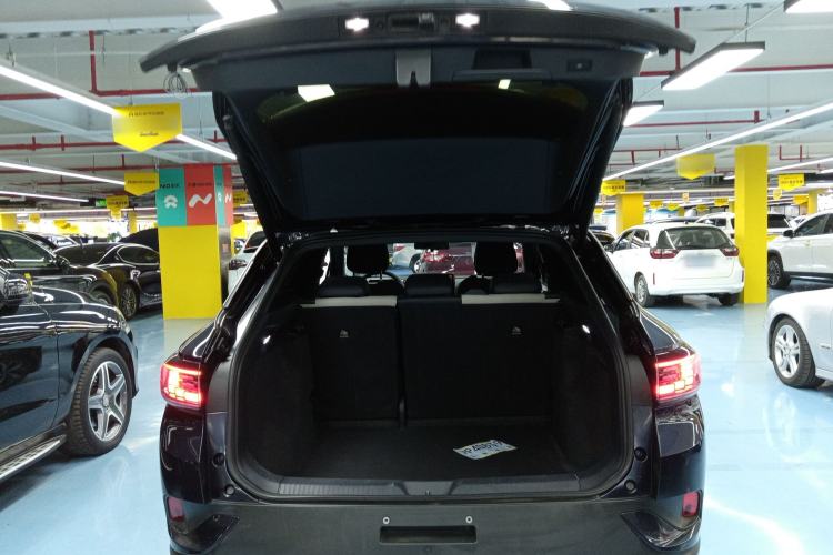 Used Volkswagen ID.4 CROZZ 2022 Long-Range PURE+ Edition