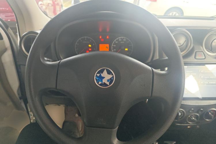 Used Venucia R30 2014 1.2L Manual Enjoyment Edition
