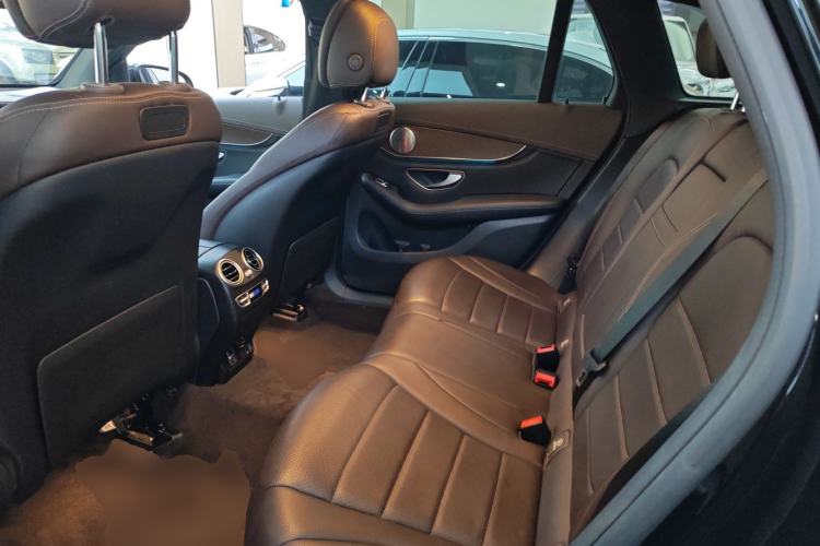 Used Mercedes-Benz GLC 2019 GLC 300 L 4MATIC Dynamic Model