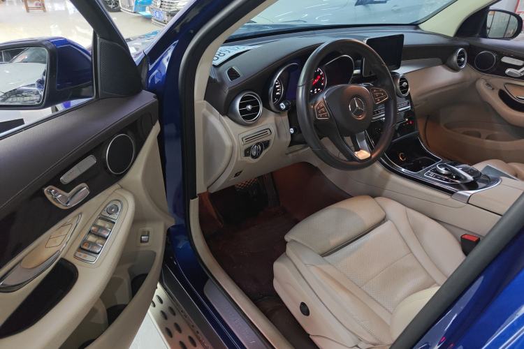 Used Mercedes-Benz GLC 2017 GLC 260 4MATIC Dynamic Edition