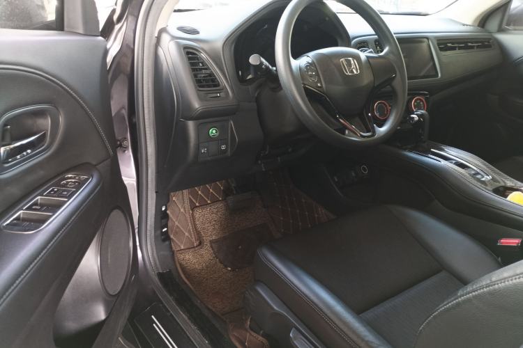 Used Honda Vezel 2020 1.5L CVT Luxury Edition
