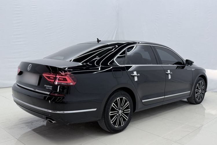 Used Volkswagen Passat 2017 330TSI DSG Prestige Edition
