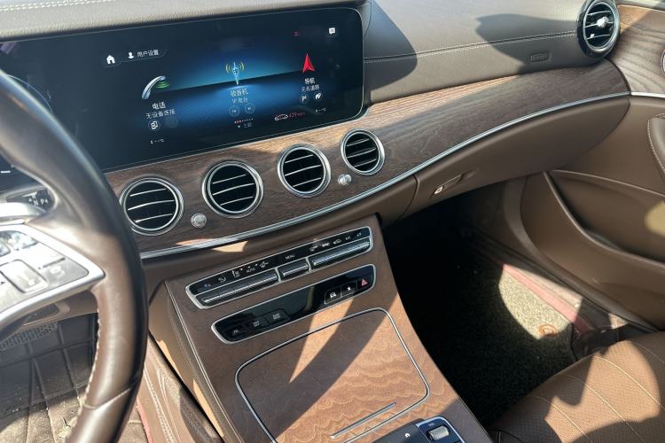 Used Mercedes-Benz E-Class 2022 Revised Version E 300 L Luxury Edition
