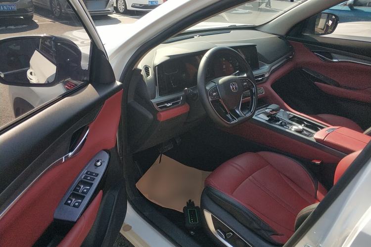 Used Changan CS75 PLUS 2022 1.5T Automatic Luxury Model
