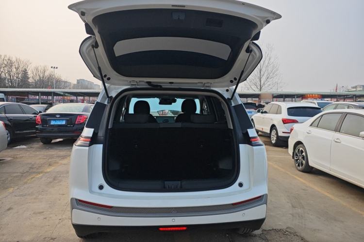 Used AION Y 2024 Younger
