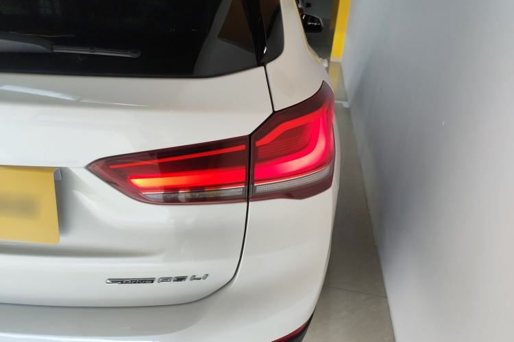 Used BMW X1 2022 sDrive25Li Leading Model
