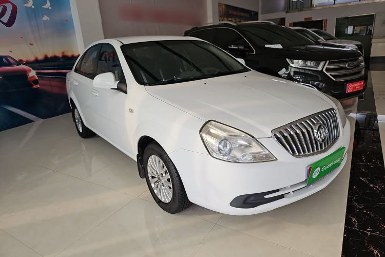 Used Buick Excelle 2015 1.5L Automatic Classic Model
