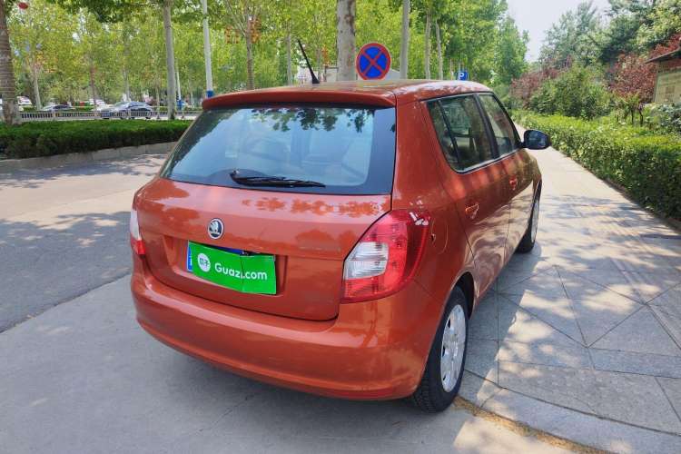 Used Skoda Fabia 2014 1.4L Automatic Crystal Edition
