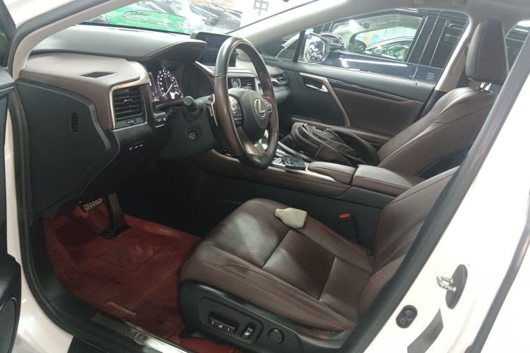 Used Lexus RX 2020 Revised Version 300 Two-Wheel Drive Comfort Edition
