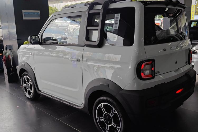 Used  Panda 2025 210km Panda Rider
