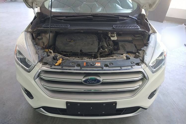 Used Ford Kuga 2017 EcoBoost 180 Two-Wheel-Drive Elite Trim
